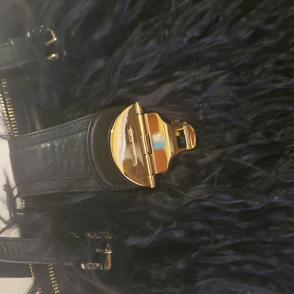 Purse - Picture 2 of 4